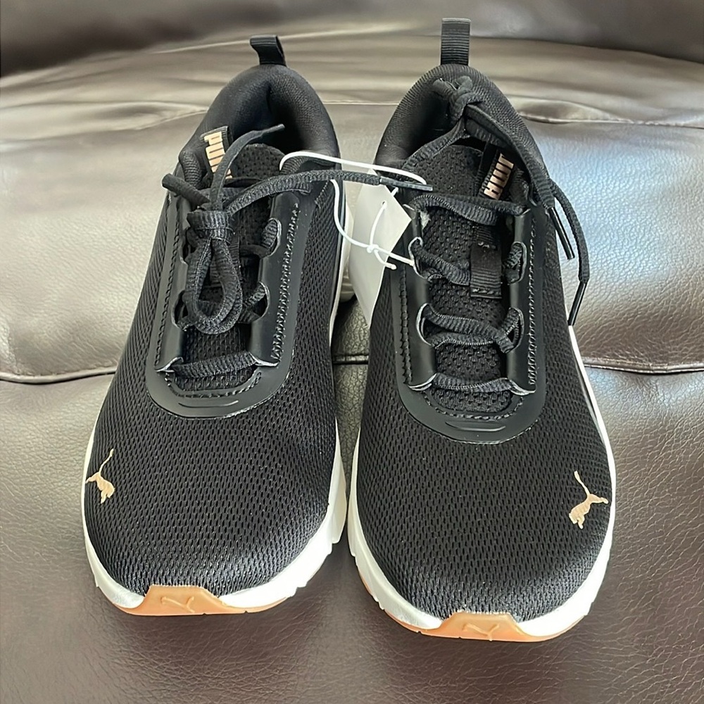 Puma Shoes - Picture 2 of 5